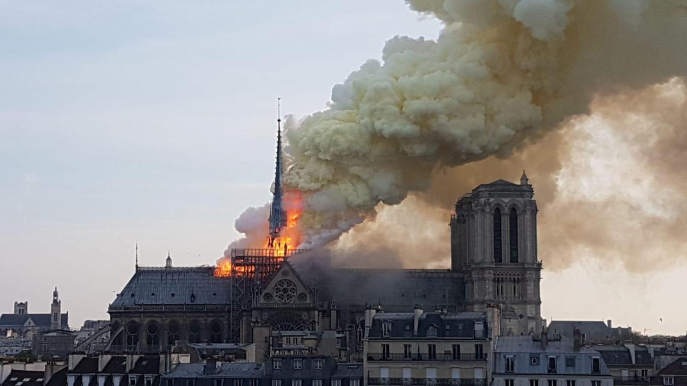 Incendio a Notre Dame